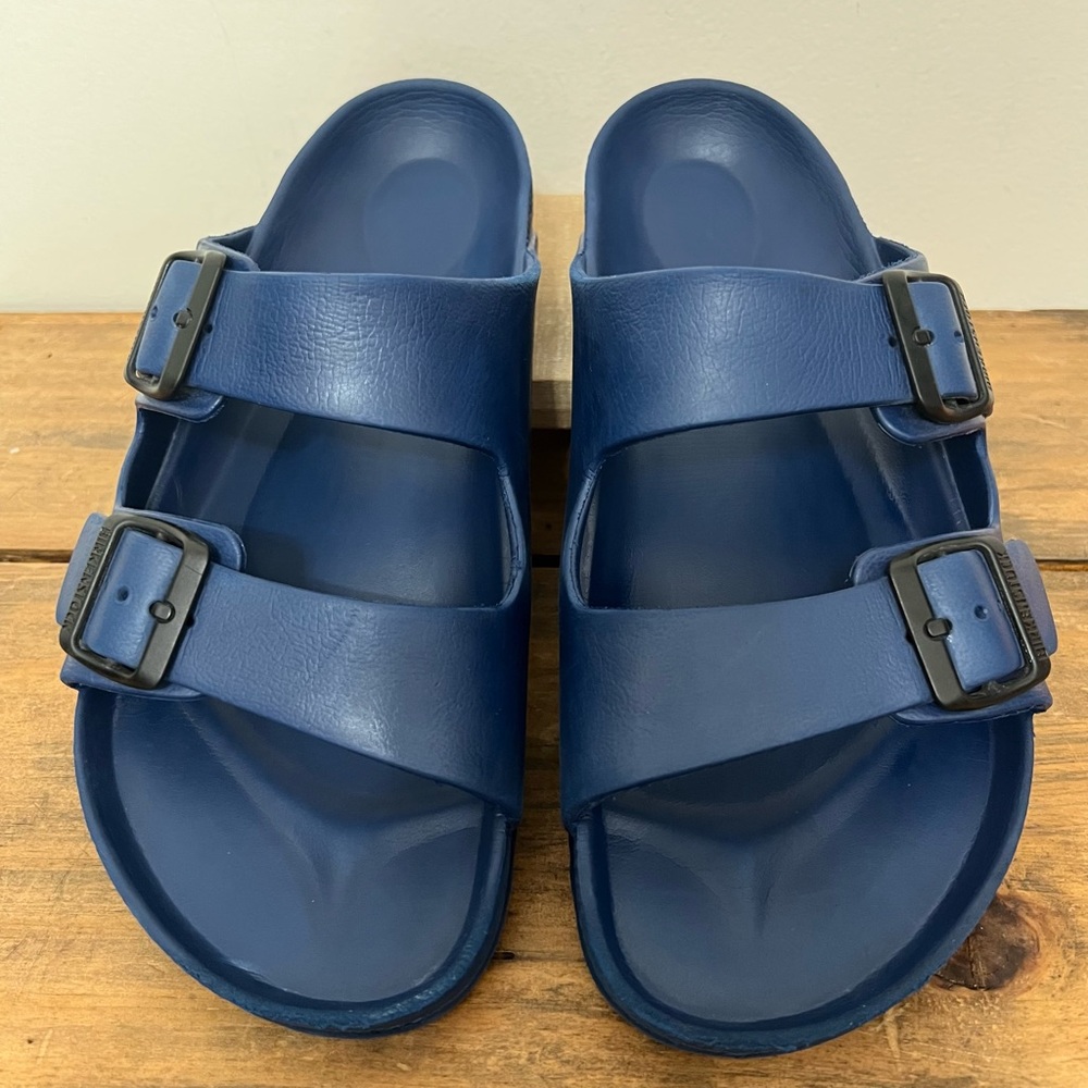 Birkenstock Unisex Arizona Essentials EVA
Navy Sandals Slides Preppy Beachy